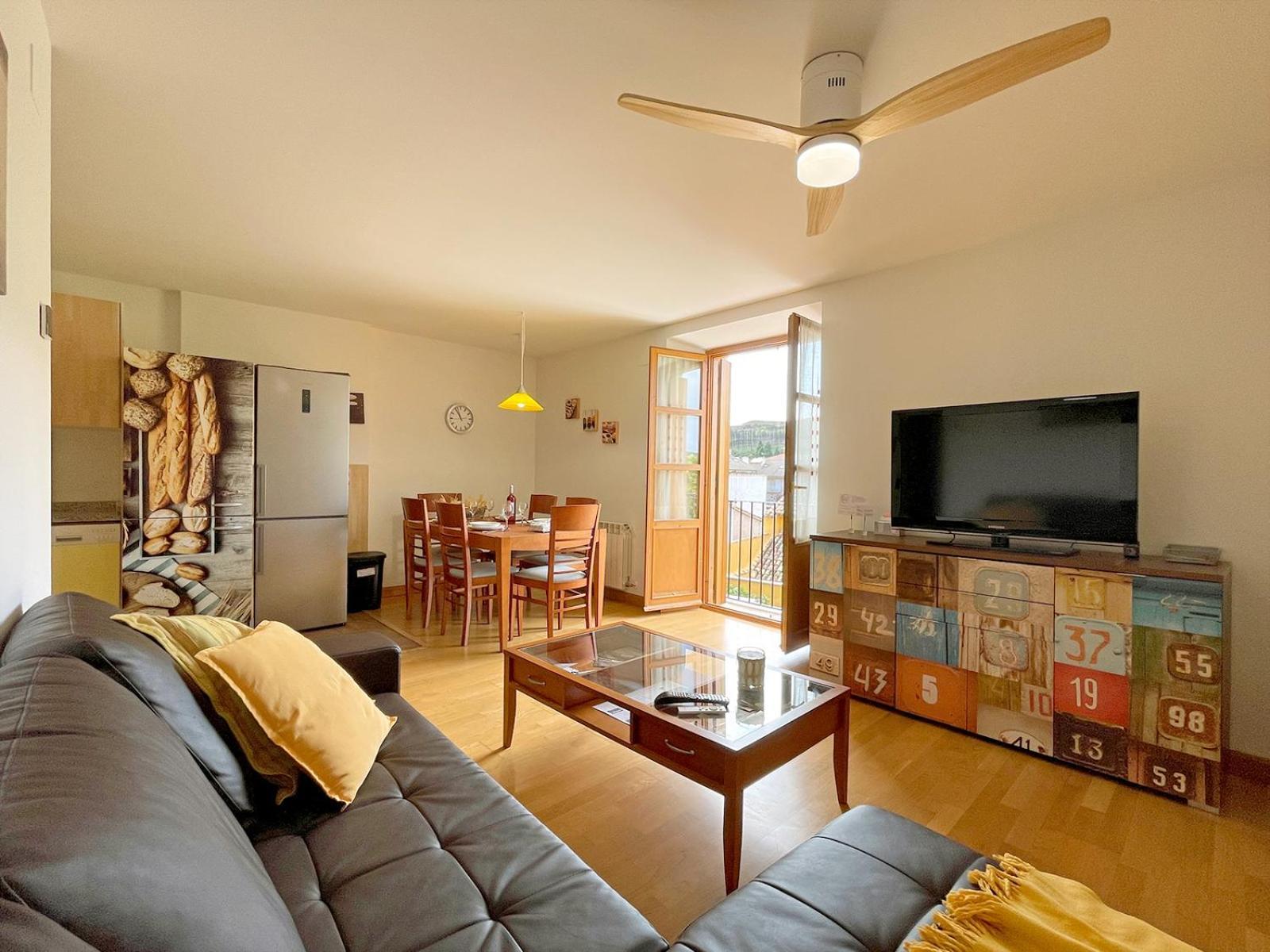 Apartamentos Puente la Reina Dış mekan fotoğraf
