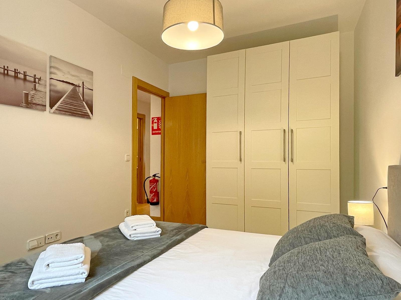 Apartamentos Puente la Reina Dış mekan fotoğraf